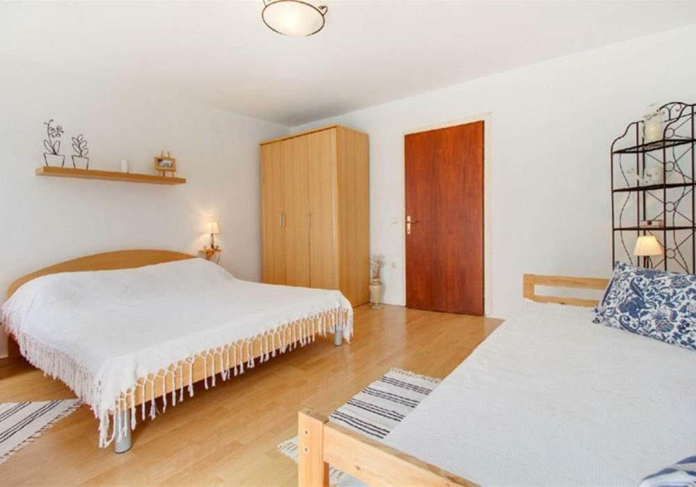 Apartments Jelena Вели-Лошинь Экстерьер фото